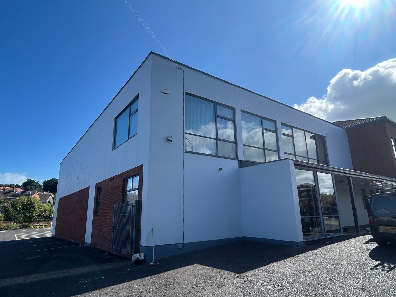 Commercial exterior painting and finishing